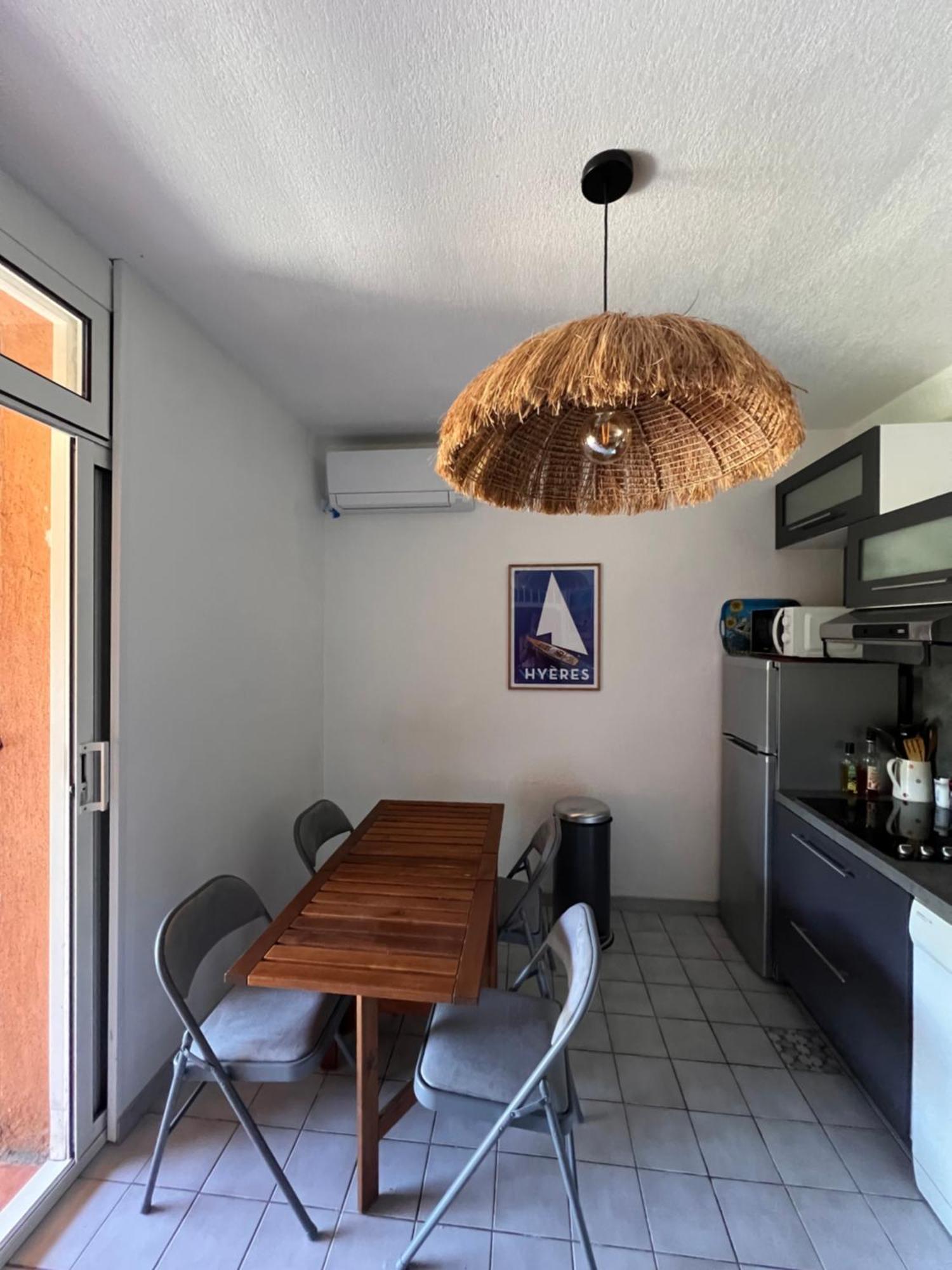 La Bergerie Apartment Hyeres Luaran gambar