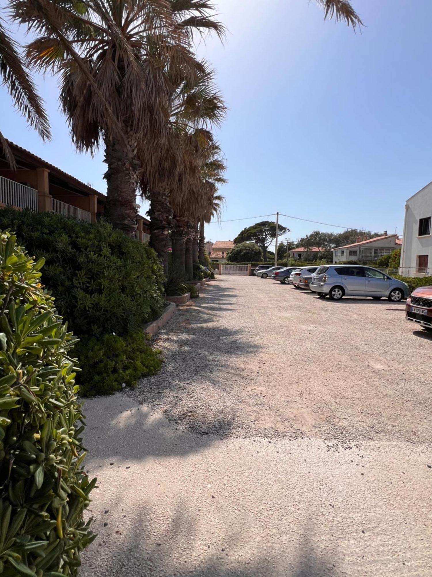 La Bergerie Apartment Hyeres Luaran gambar